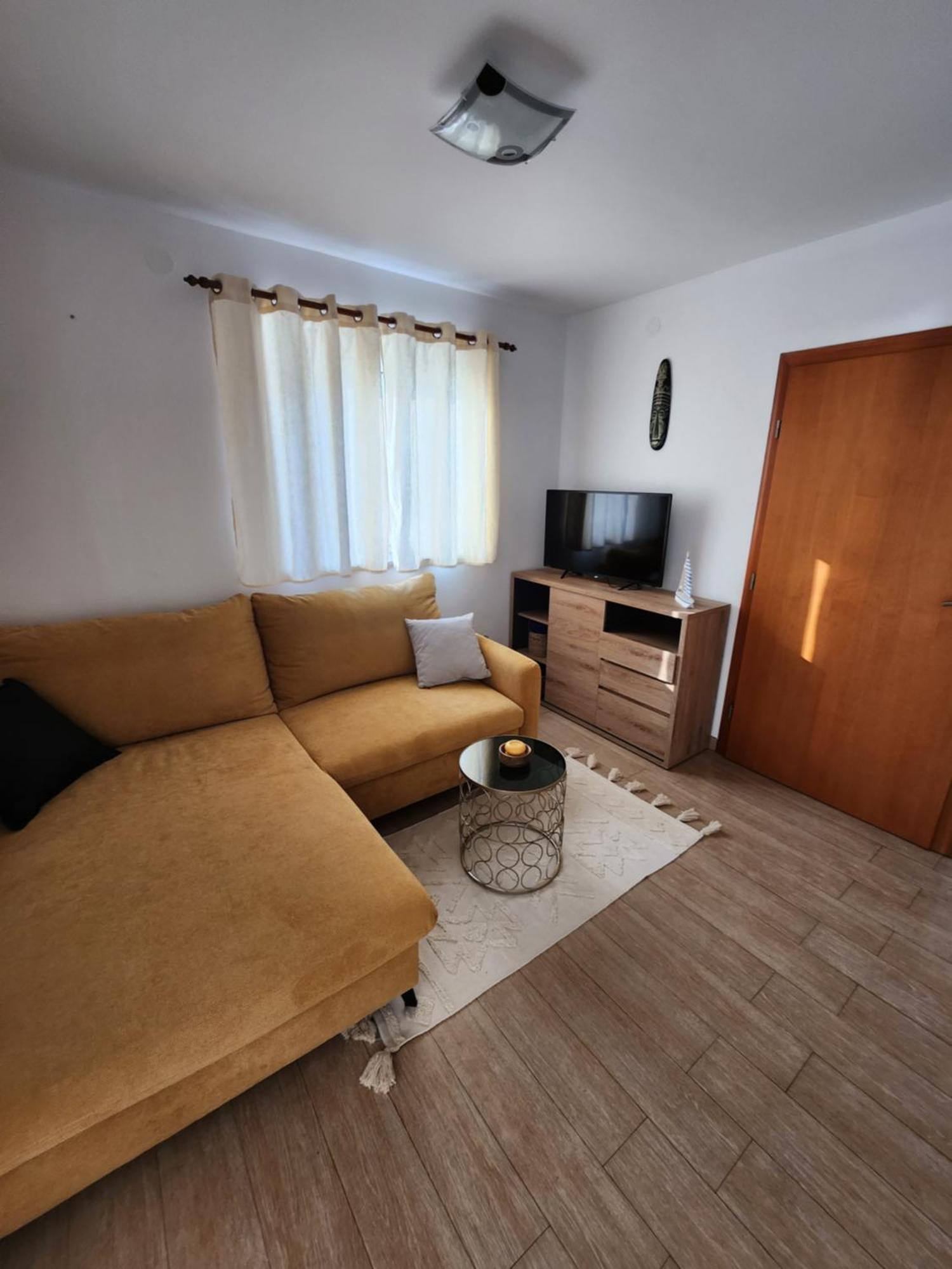 Lucija Apartment Karlobag Exterior foto
